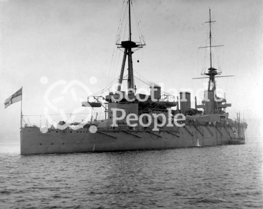 HMAS Australia (402) HMAS Australia (402)