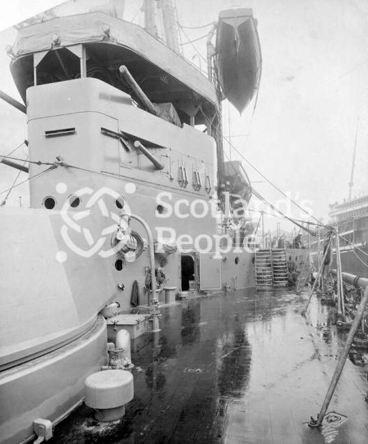 HMAS Australia (402) HMAS Australia (402)
