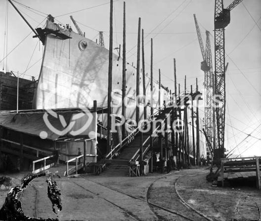 HMAS Australia (402) HMAS Australia (402)