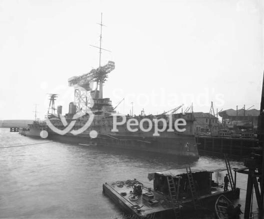 HMAS Australia (402) HMAS Australia (402)
