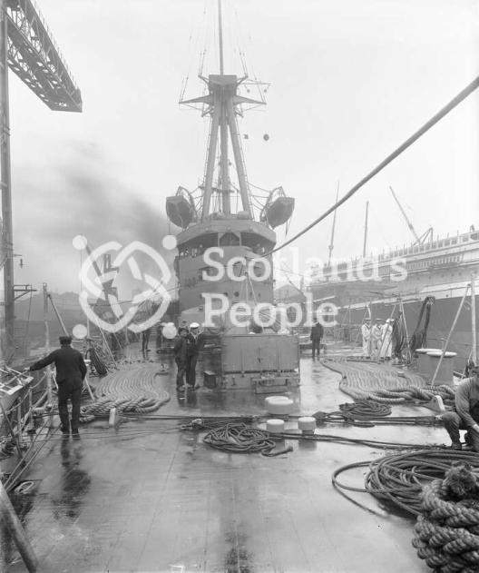 HMAS Australia (402) HMAS Australia (402)