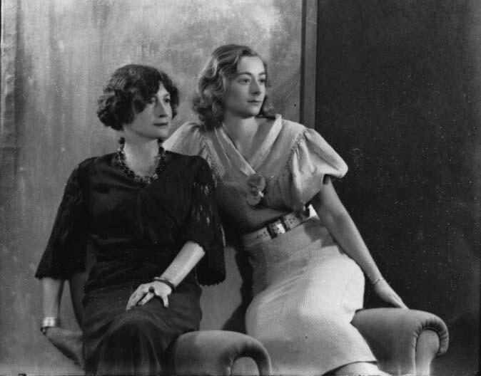 An image of Lady Isobel Blunt-Mackenzie (later Lady Isobel Linda) and Sibel Lilian Mackenzie, Countess of Cromartie Image by Bassano Ltd, half-plate glass negative, 22 June 1934. NPGx105026. © National Portrait Gallery, London.