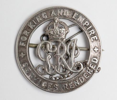 An example of a Silver War Badge. Shared under Creative Commons Attribution-Share Alike 3.0 Unported license.