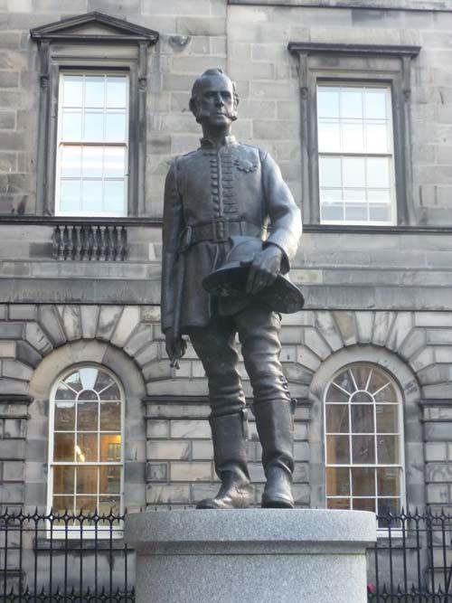 A standing bronze statue of James Braidwood, which was unveiled in Parliament Square, Edinburgh, on 5th September 2008 by Sir Timothy O’Shea, principal of Edinburgh University. Part of the inscription on the pedestal reads ‘Father of the British Fire Service.’ Credit: Wikimedia Commons, public domain image under Creative Commons Attribution-Share Alike 3.0 license.