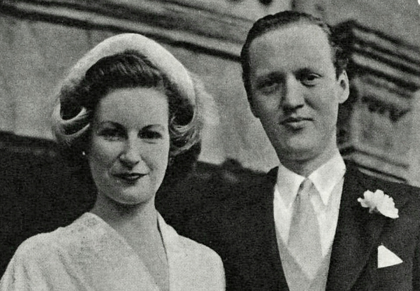 Black and white image of a bride and groom.